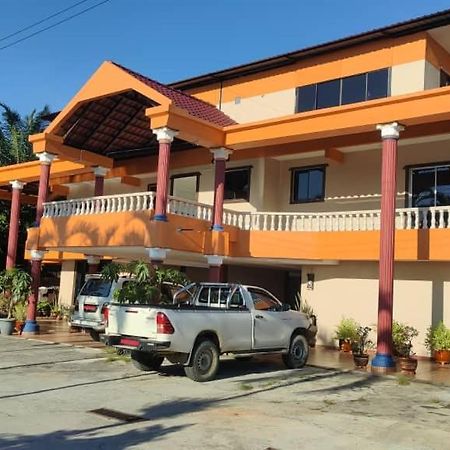 Myoldhouse Lejlighed Lahad Datu Eksteriør billede