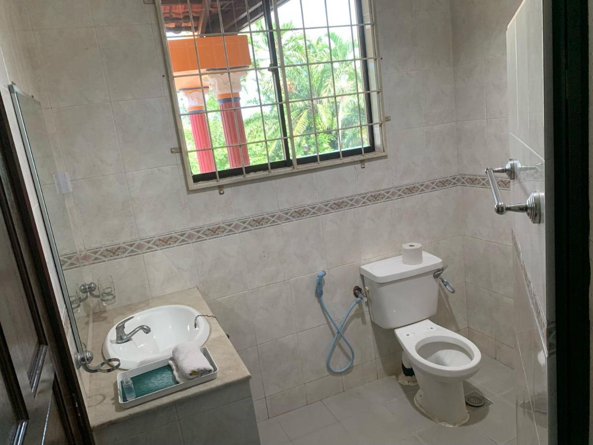 Myoldhouse Lejlighed Lahad Datu Eksteriør billede