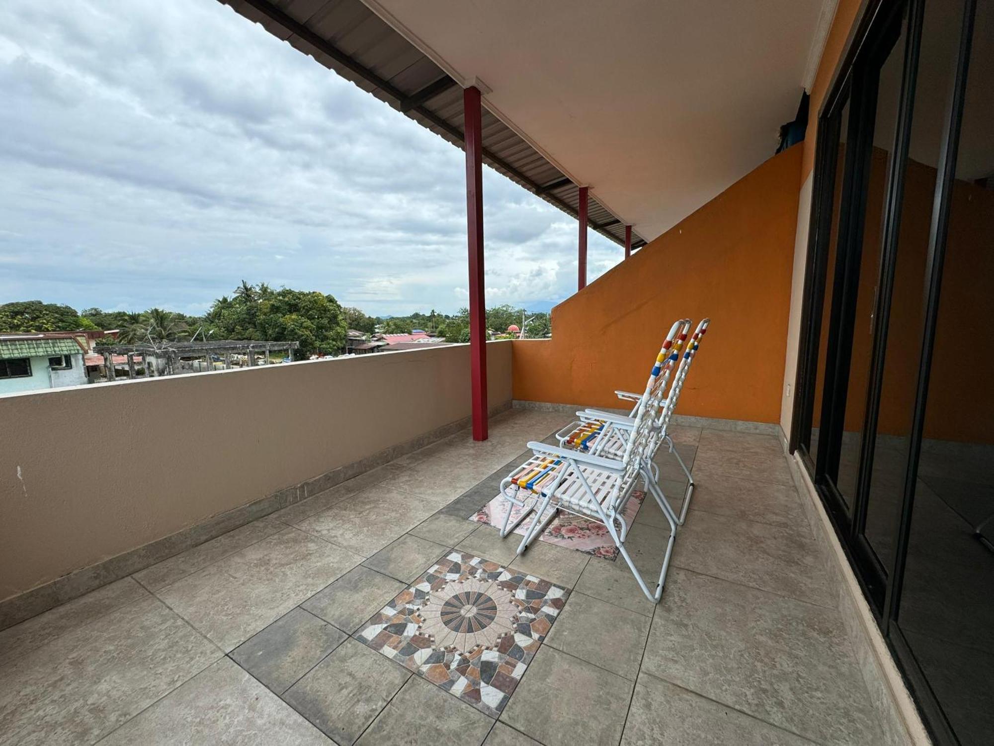 Myoldhouse Lejlighed Lahad Datu Eksteriør billede